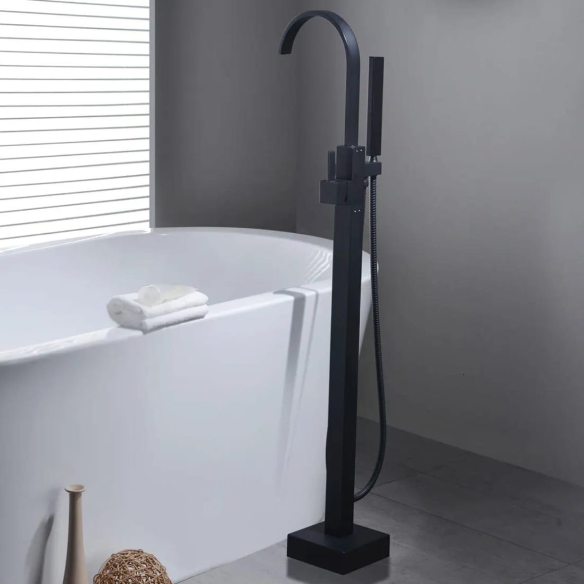 Set Baterii Baie TRENDY’S – Finisaj negru mat – Cadă Freestanding + Lavoar, 2262, trendysanitary.ro