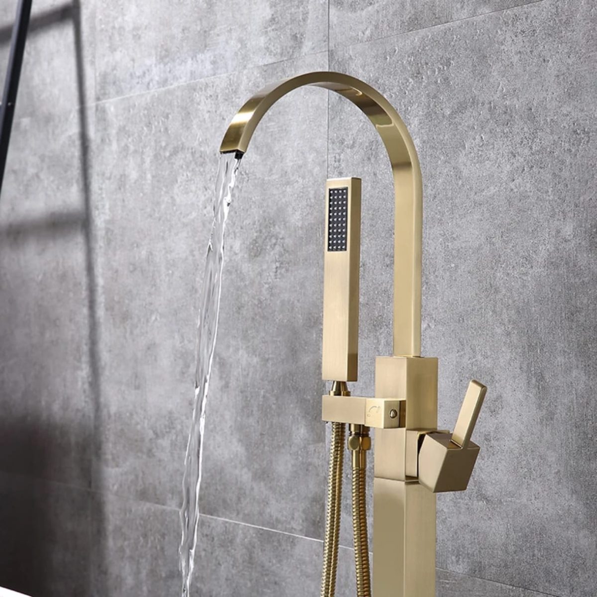 Set Baterii Baie TRENDY’S – Finisaj Gold – Cadă Freestanding + Lavoar, 7533, trendysanitary.ro