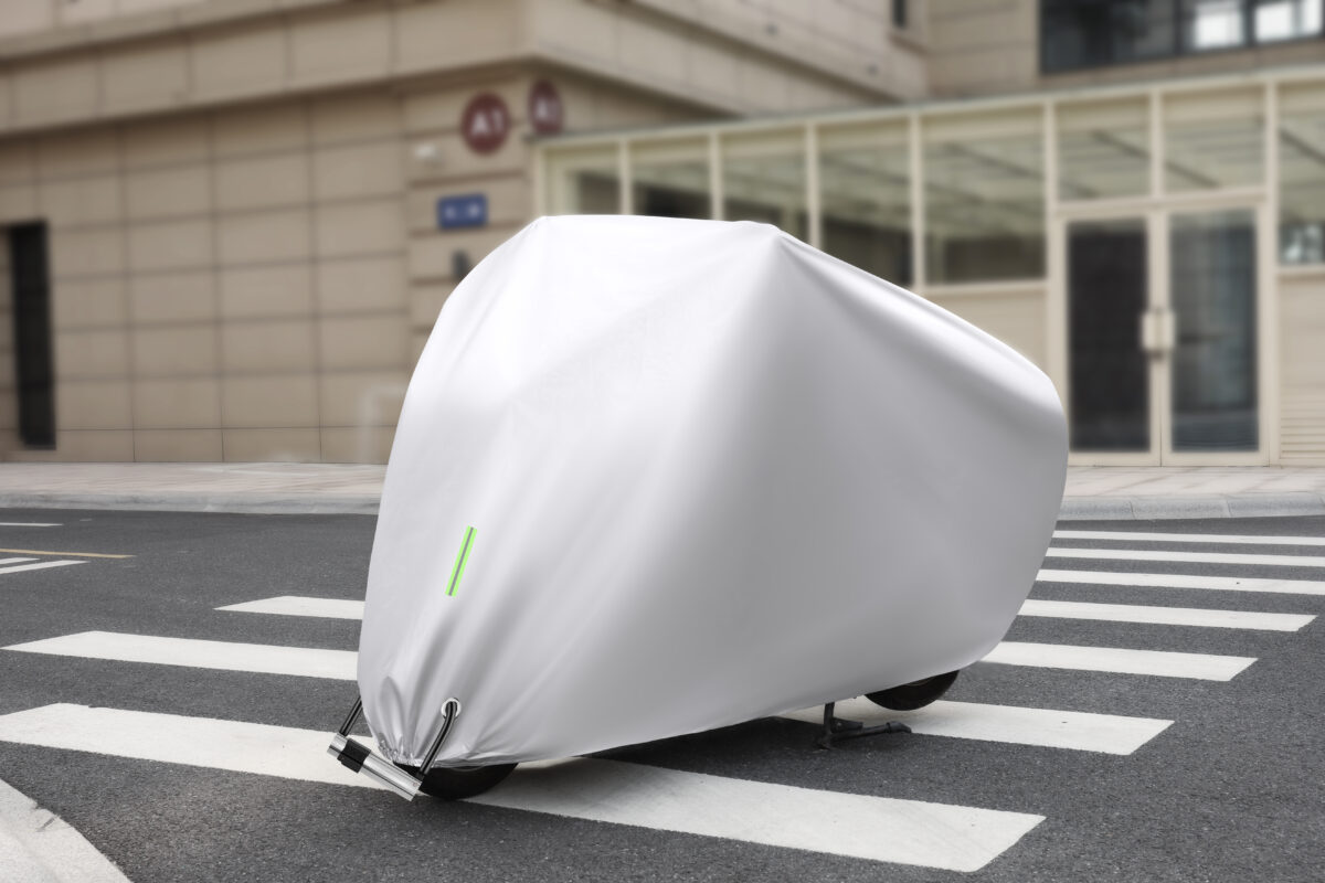 Seturi accesorii baie, Husă de protecție pentru motocicletă – argintie, impermeabilă, mărime mare 245×125×105 cm, trendysanitary.ro